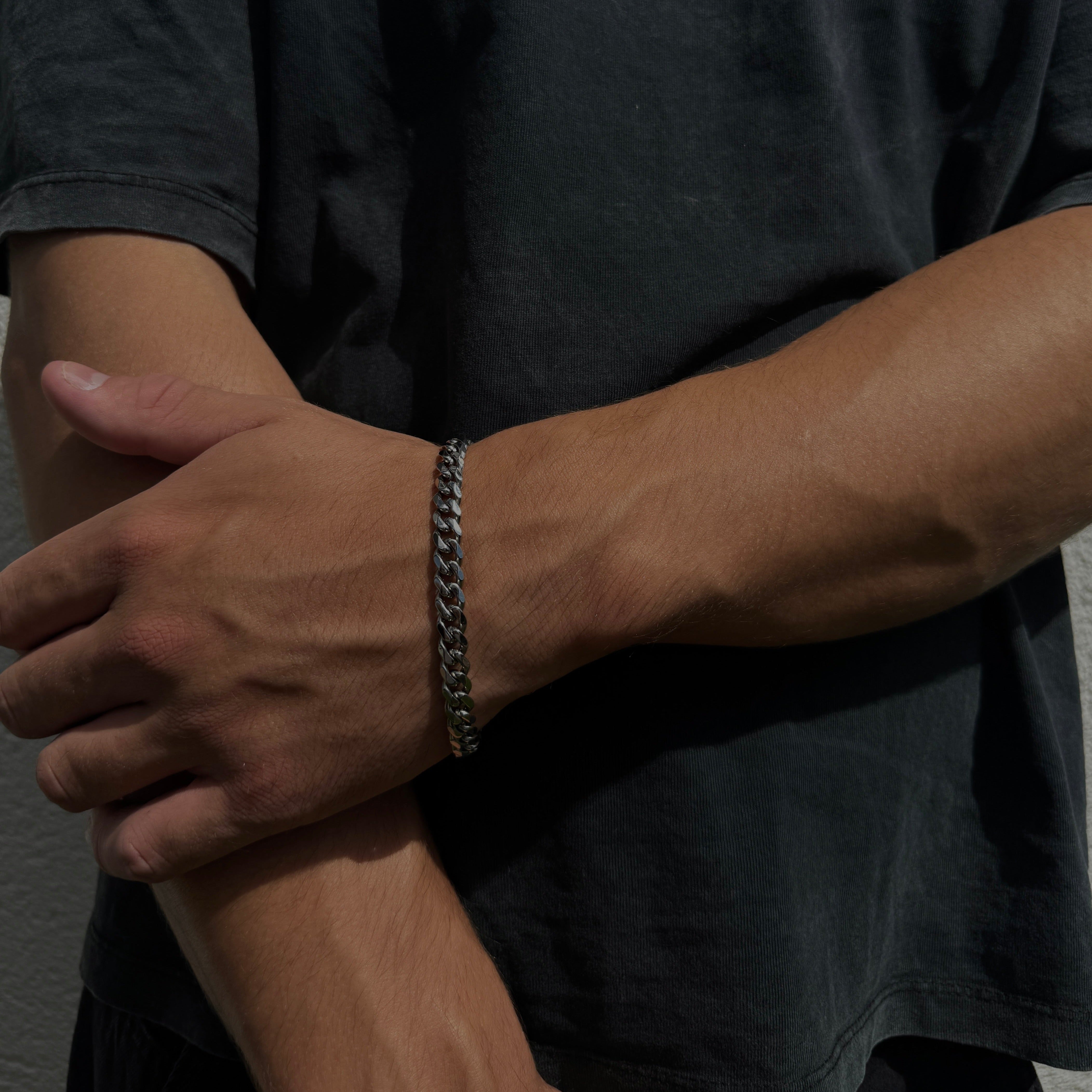 Premium Set | Cuban Link Bracelet & Figaro Bracelet - Element Juwelier